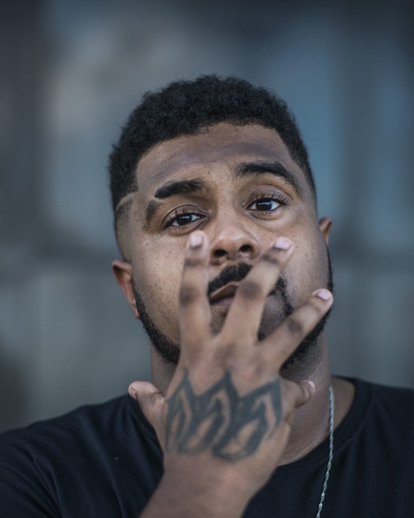 Baco Exu do Blues lança o álbum 